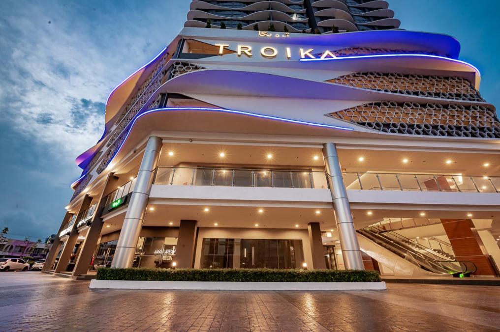 Apartment Netflix Two Bedroom Troika 118 *